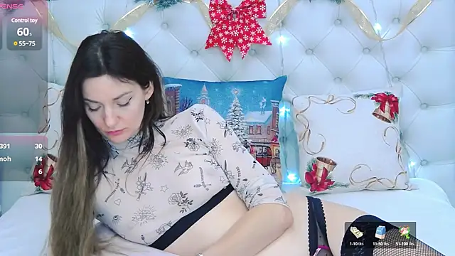 Snapshot of VioletUmi chatting on 15, 12, 2024 VioletUmi online show from 15, 12, 2024