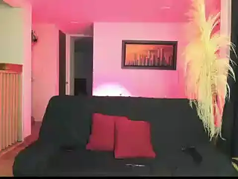 Snapshot of MARCELOANDLUCIAN chatting on 26, 1, 2025 MARCELOANDLUCIAN online show from 26, 1, 2025