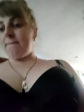 CoddessCrystal online show from 6, 11, 2025