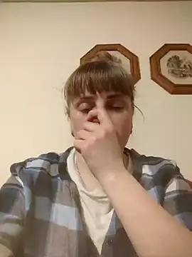 Snapshot of CoddessCrystal chatting on 5, 3, 2026 CoddessCrystal online show from 5, 3, 2026