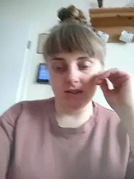 Snapshot of CoddessCrystal chatting on 31, 3, 2026 CoddessCrystal online show from 31, 3, 2026