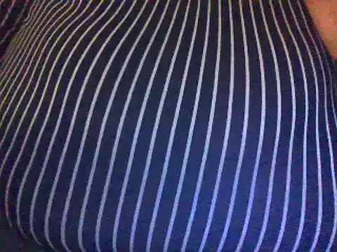 Snapshot of RoxiRedXXX chatting on 8, 1, 2025 RoxiRedXXX online show from 8, 1, 2025