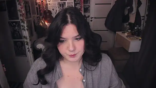 Snapshot of Diasporaaa chatting on 29, 10, 2025 Diasporaaa online show from 29, 10, 2025