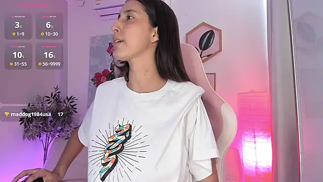 aleja rythm online show from 3, 2, 2025