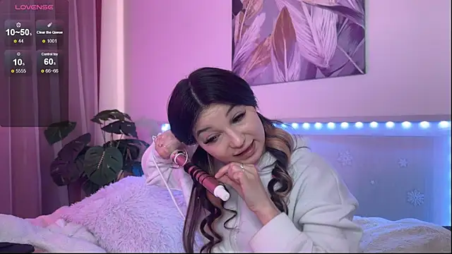 Veronica leal online show from 2, 4, 2026