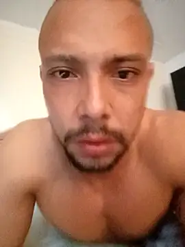 Snapshot of Thiago_Summers chatting on 7, 2, 2026 Thiago Summers online show from 7, 2, 2026