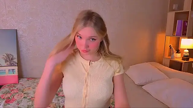 Snapshot of BoysLoveBlondee chatting on 18, 2, 2026 BoysLoveBlondee online show from 18, 2, 2026