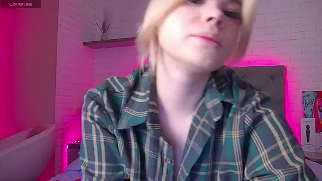 Born to Blow online show from 7, 1, 2026