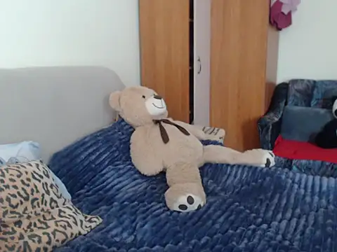 Emmatoo online show from 3, 2, 2026