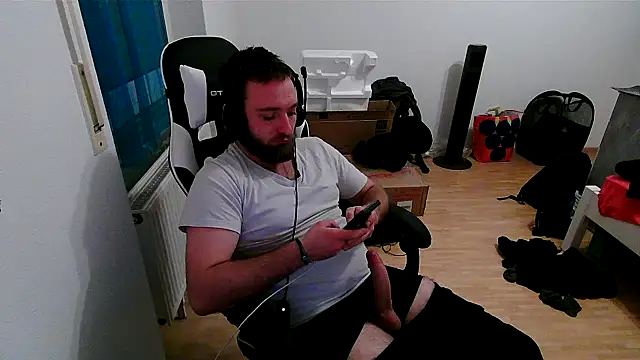 Snapshot of Jackxx1 chatting on 28, 9, 2025 Jackxx1 online show from 28, 9, 2025