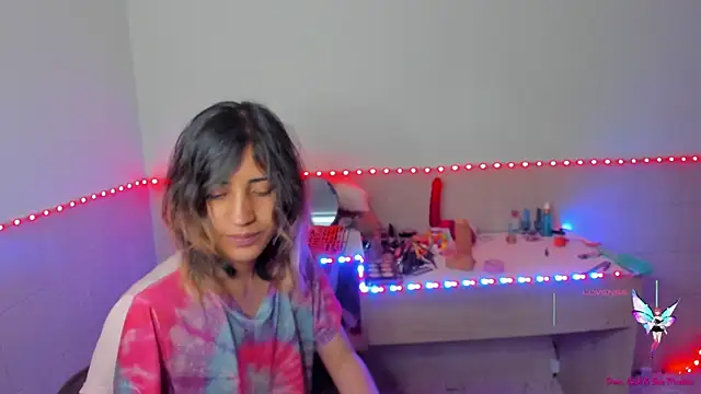 Snapshot of linnie_ chatting on 16, 9, 2025 linnie  online show from 16, 9, 2025