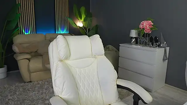 Snapshot of SweetBlondy35 chatting on 17, 2, 2026 SweetBlondy35 online show from 17, 2, 2026