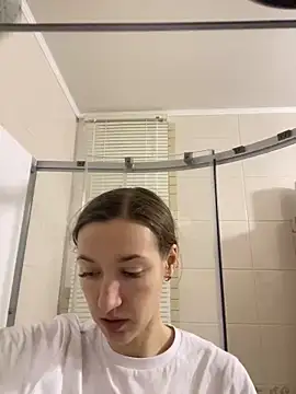 KateRedgar online show from 2, 3, 2025