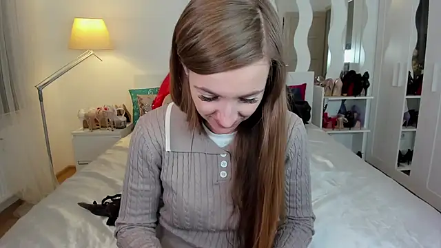 KateRedgar online show from 12, 3, 2025