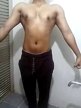 Snapshot of hottboy_39 chatting on 2, 12, 2024 hottboy 39 online show from 2, 12, 2024