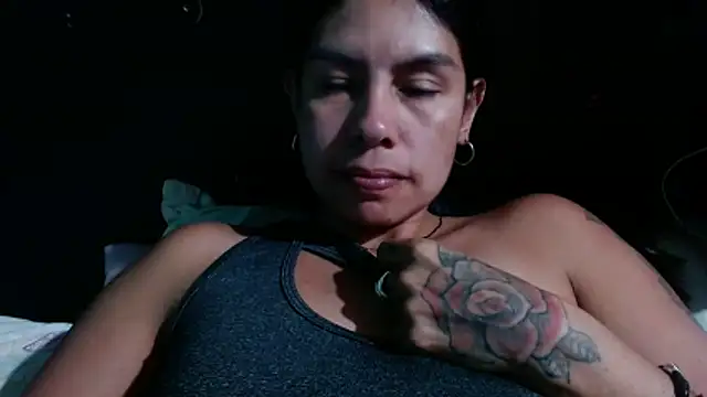 Snapshot of Alanagracia chatting on 1, 4, 2026 Alanagracia online show from 1, 4, 2026