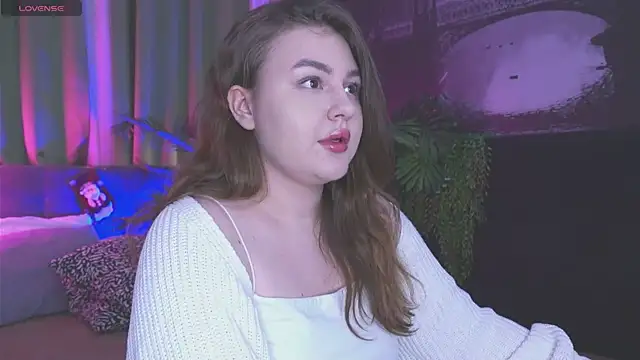 Snapshot of Mia__Peach chatting on 9, 12, 2024 Mia Peach online show from 9, 12, 2024