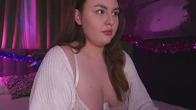 Snapshot of Mia__Peach chatting on 21, 12, 2024 Mia Peach online show from 21, 12, 2024