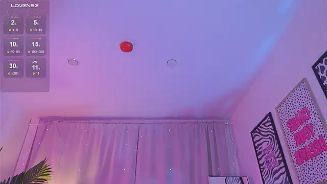 Snapshot of Mia__Peach chatting on 23, 3, 2025 Mia Peach online show from 23, 3, 2025