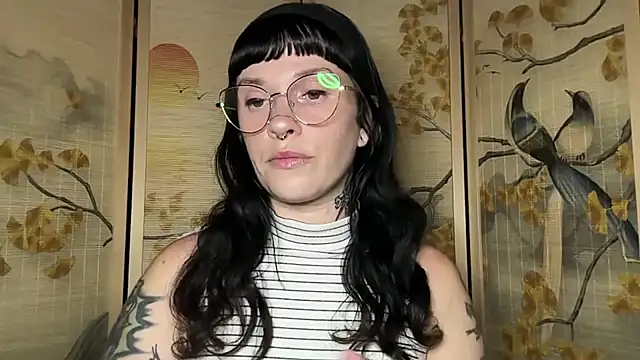 Snapshot of Marcelinegoddess chatting on 5, 7, 2026 Marcelinegoddess online show from 5, 7, 2026