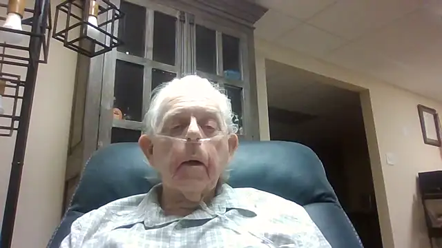 Snapshot of bootlegmanz chatting on 23, 4, 2026 bootlegmanz online show from 23, 4, 2026