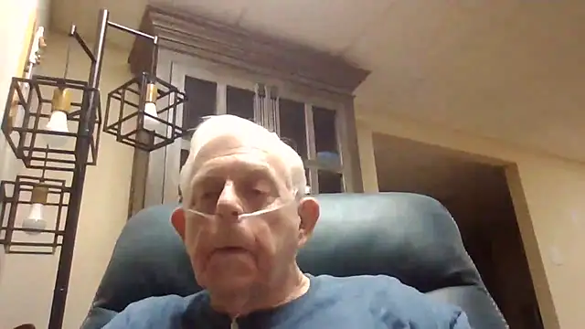 Snapshot of bootlegmanz chatting on 6, 5, 2026 bootlegmanz online show from 6, 5, 2026