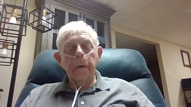Snapshot of bootlegmanz chatting on 15, 5, 2026 bootlegmanz online show from 15, 5, 2026