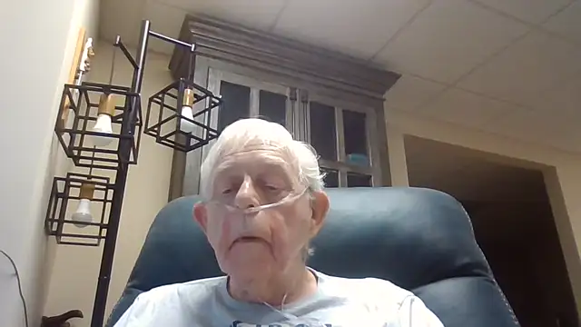Snapshot of bootlegmanz chatting on 5, 7, 2026 bootlegmanz online show from 5, 7, 2026