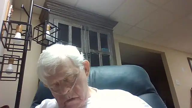 Snapshot of bootlegmanz chatting on 6, 7, 2026 bootlegmanz online show from 6, 7, 2026