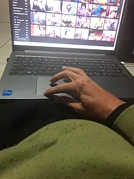 Snapshot of TheSouthernKing chatting on 15, 5, 2026 TheSouthernKing online show from 15, 5, 2026