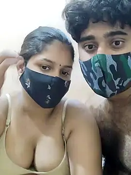 IND COUPLE1 online show from 5, 1, 2025