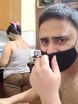 IND COUPLE1 online show from 26, 2, 2025