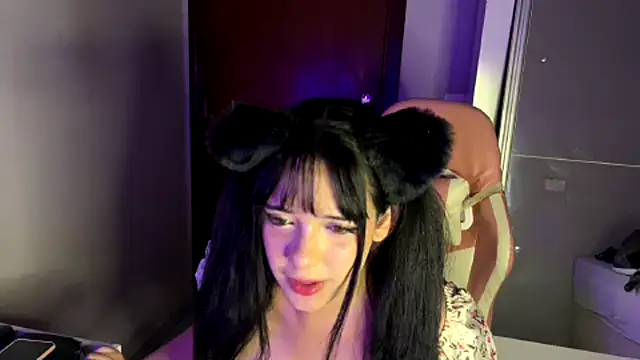 Snapshot of kitttyuwu chatting on 12, 1, 2025 kitttyuwu online show from 12, 1, 2025