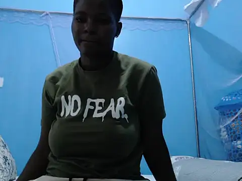 Snapshot of TrishaKalid chatting on 14, 2, 2026 TrishaKalid online show from 14, 2, 2026