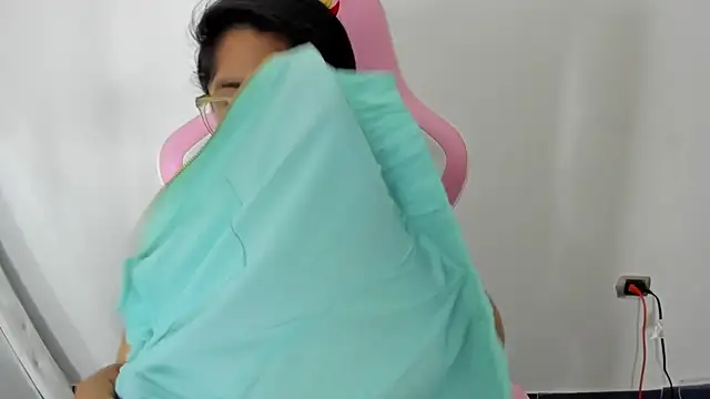  Angelinaandrade  online show from 15, 2, 2025