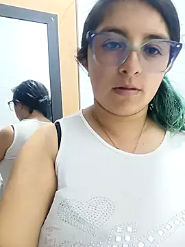  Angelinaandrade  online show from 9, 9, 2025