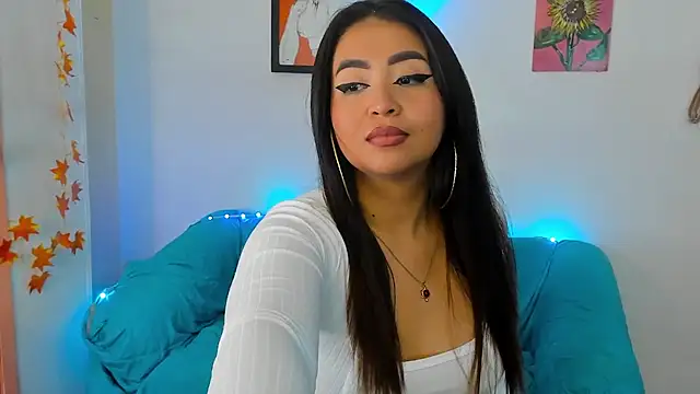 Snapshot of LiahDiaz chatting on 6, 3, 2025 LiahDiaz online show from 6, 3, 2025