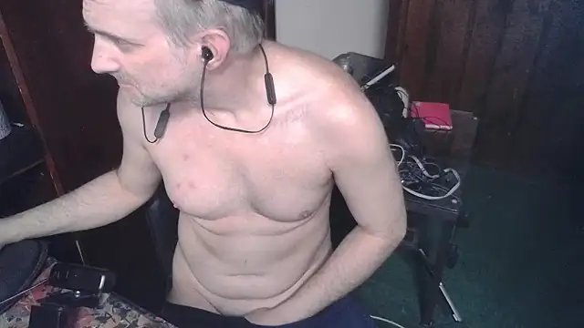 Snapshot of taboocanuck chatting on 12, 2, 2026 taboocanuck online show from 12, 2, 2026