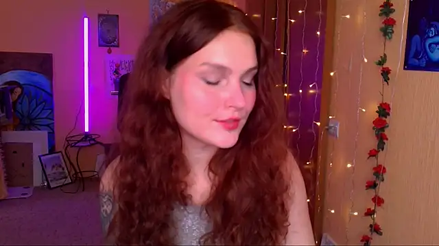 Snapshot of Jenna_Sativa chatting on 6, 8, 2026 Jenna Sativa online show from 6, 8, 2026