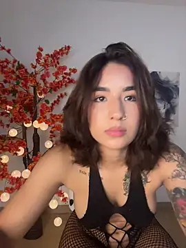 Snapshot of VictoriaHiill chatting on 3, 5, 2026 VictoriaHiill online show from 3, 5, 2026