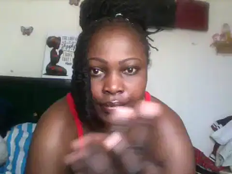 Snapshot of melaninebony1 chatting on 13, 11, 2025 melaninebony1 online show from 13, 11, 2025