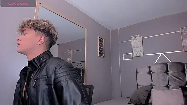 Snapshot of ANDRIUS_24 chatting on 24, 1, 2025 ANDRIUS 24 online show from 24, 1, 2025