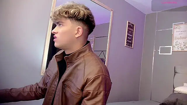 Snapshot of ANDRIUS_24 chatting on 2, 2, 2025 ANDRIUS 24 online show from 2, 2, 2025