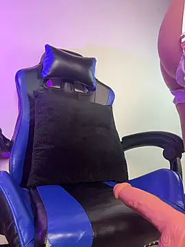 MarielQueenx online show from 23, 12, 2025