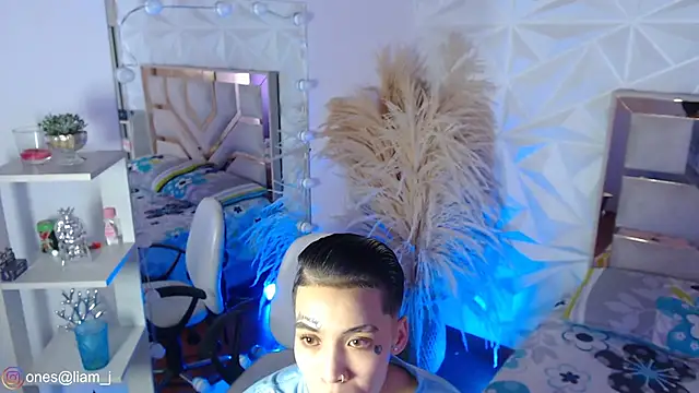 Jonesliam23 online show from 21, 3, 2026