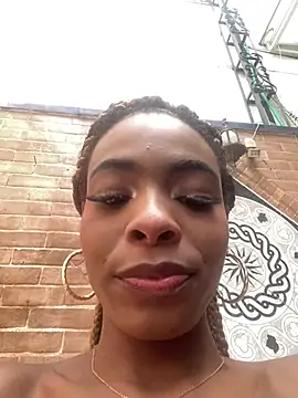 adaraSmiith online show from 7, 1, 2025