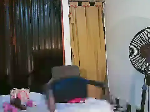 Snapshot of kimmiemm chatting on 11, 7, 2026 kimmiemm online show from 11, 7, 2026