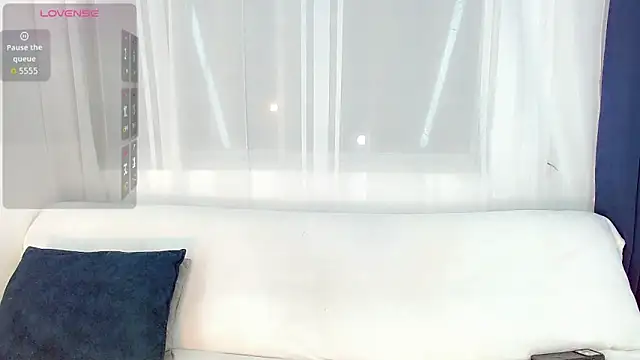 laura sweett120 online show from 27, 5, 2026