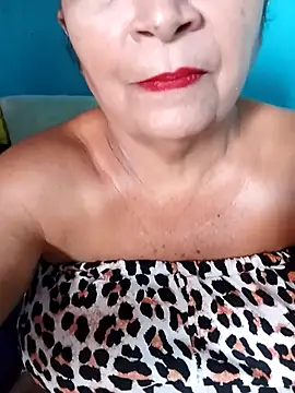 Snapshot of naysi chatting on 13, 10, 2025 naysi online show from 13, 10, 2025