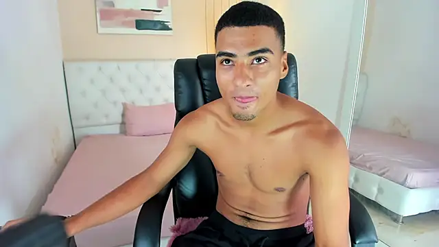 ANGEL NICOLAS online show from 17, 12, 2025